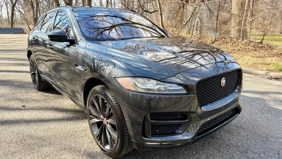 2018 Jaguar F-Pace - Image 10 of 20