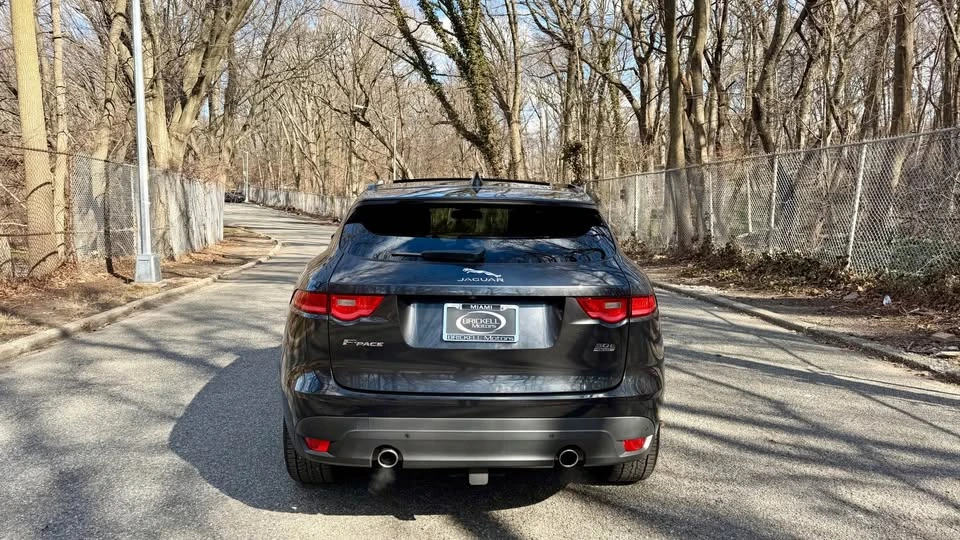 2018 Jaguar F-Pace - Image 5 of 20