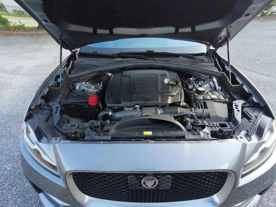2018 Jaguar F-Pace - Image 14 of 15