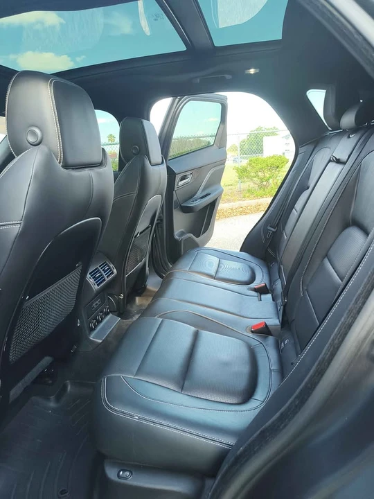2018 Jaguar F-Pace - Image 7 of 15