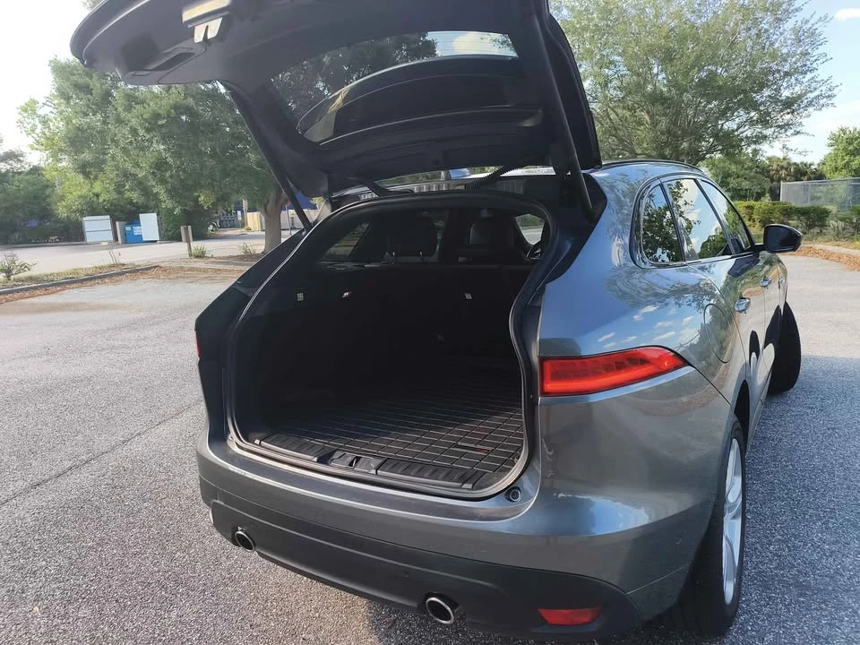 2018 Jaguar F-Pace - Image 5 of 15
