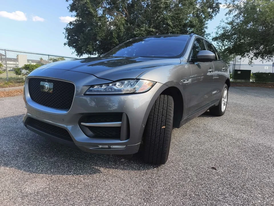 2018 Jaguar F-Pace - Image 2 of 15