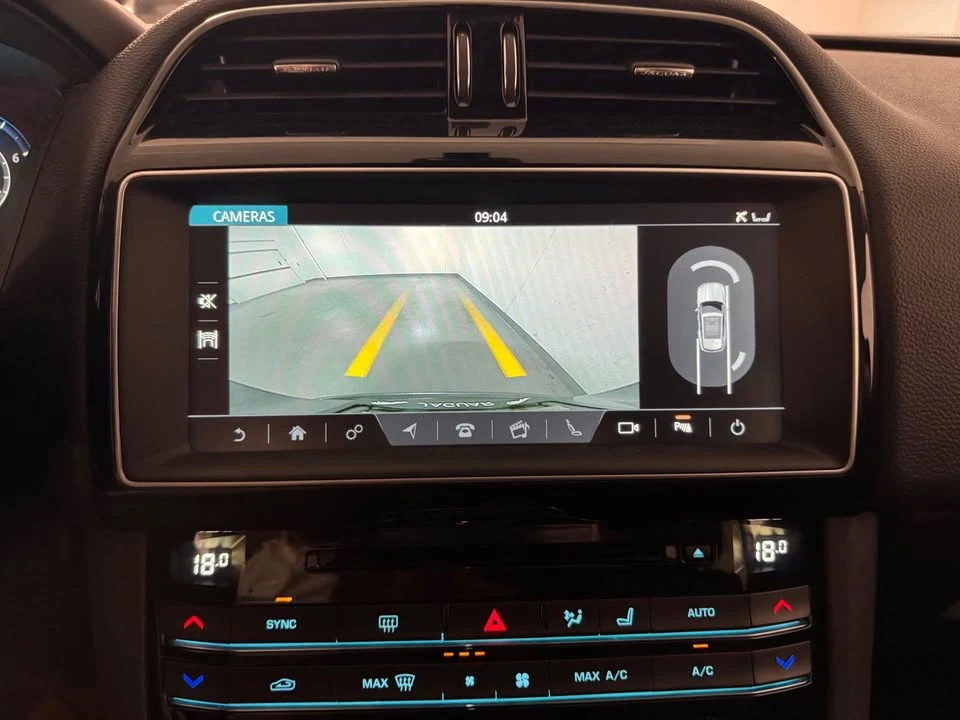 2018 Jaguar F-Pace - Image 8 of 12