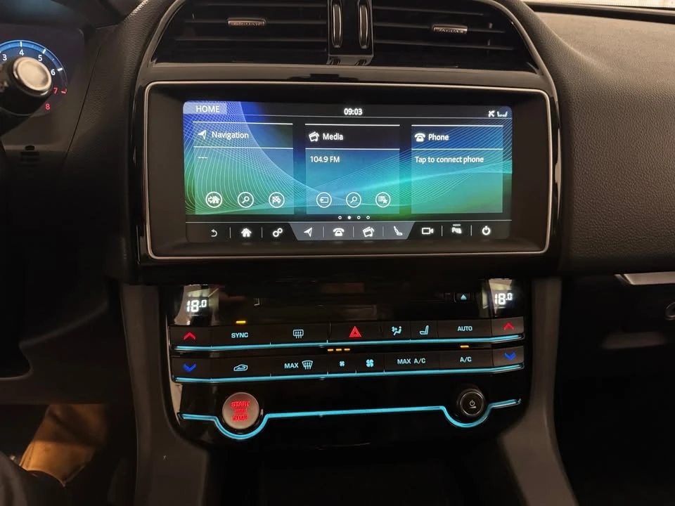 2018 Jaguar F-Pace - Image 7 of 12