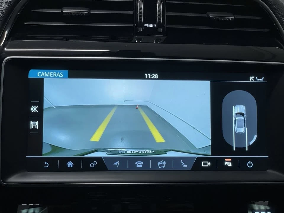 2018 Jaguar F-Pace - Image 16 of 20