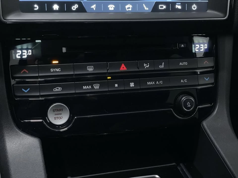 2018 Jaguar F-Pace - Image 18 of 20
