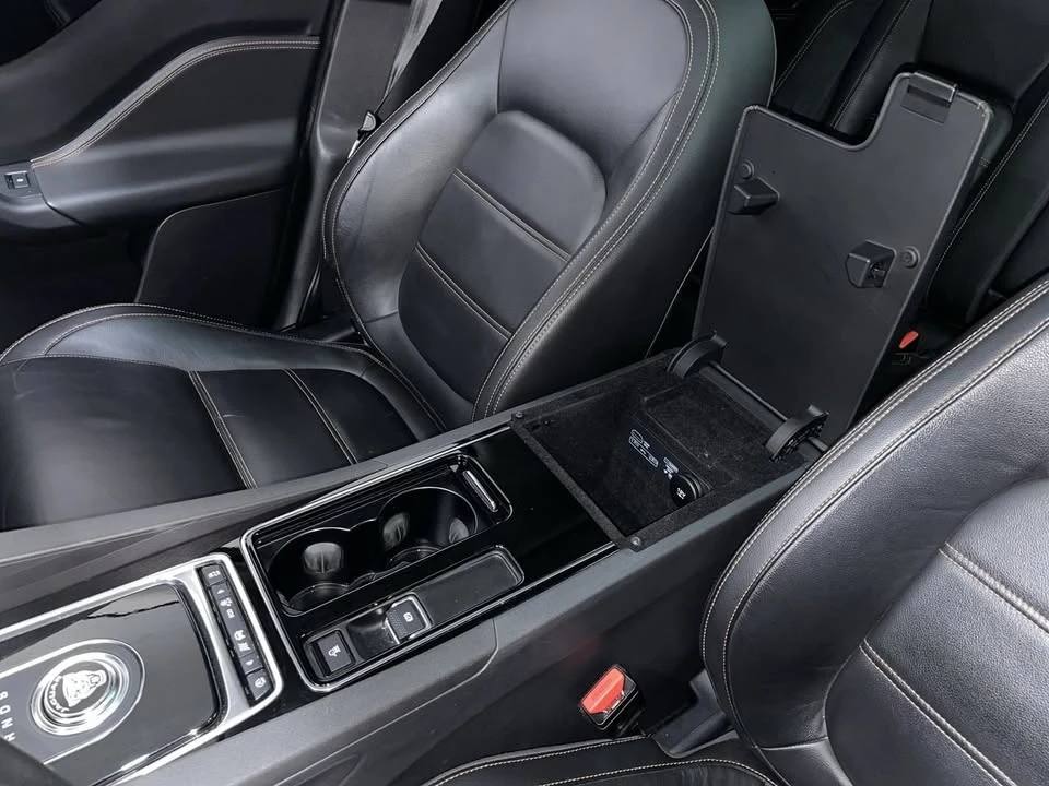 2018 Jaguar F-Pace - Image 20 of 20
