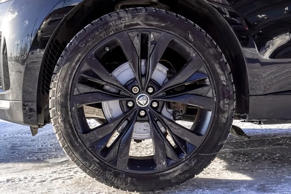 2018 Jaguar F-Pace - Image 3 of 19