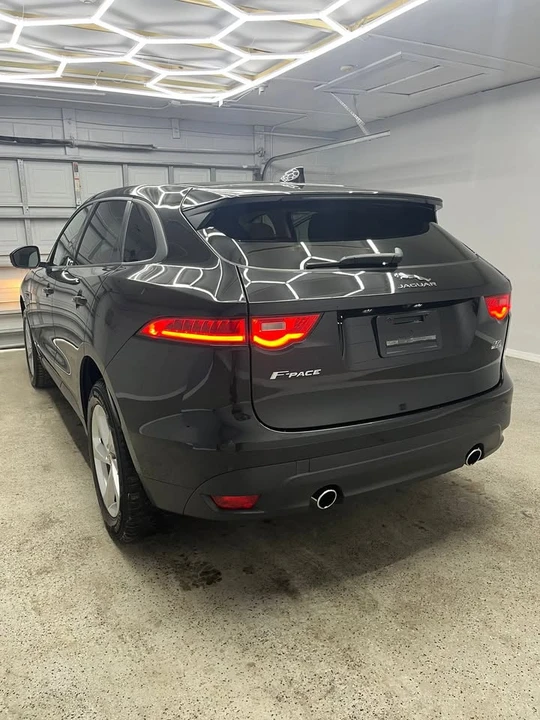 2018 Jaguar F-Pace - Image 2 of 5