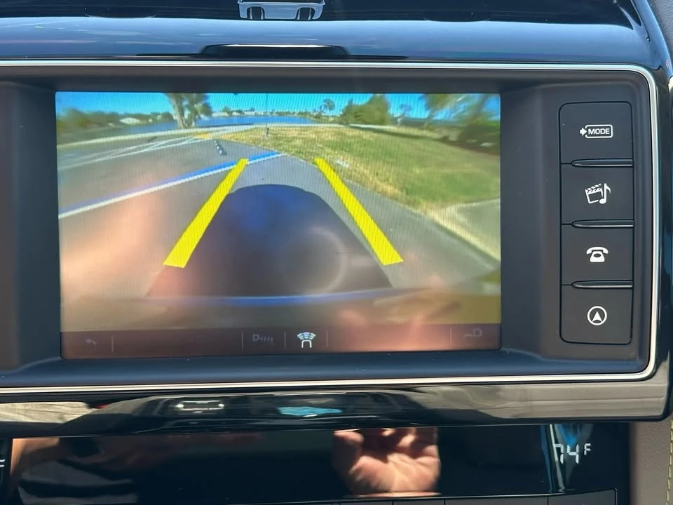 2018 Jaguar F-Pace - Image 8 of 19