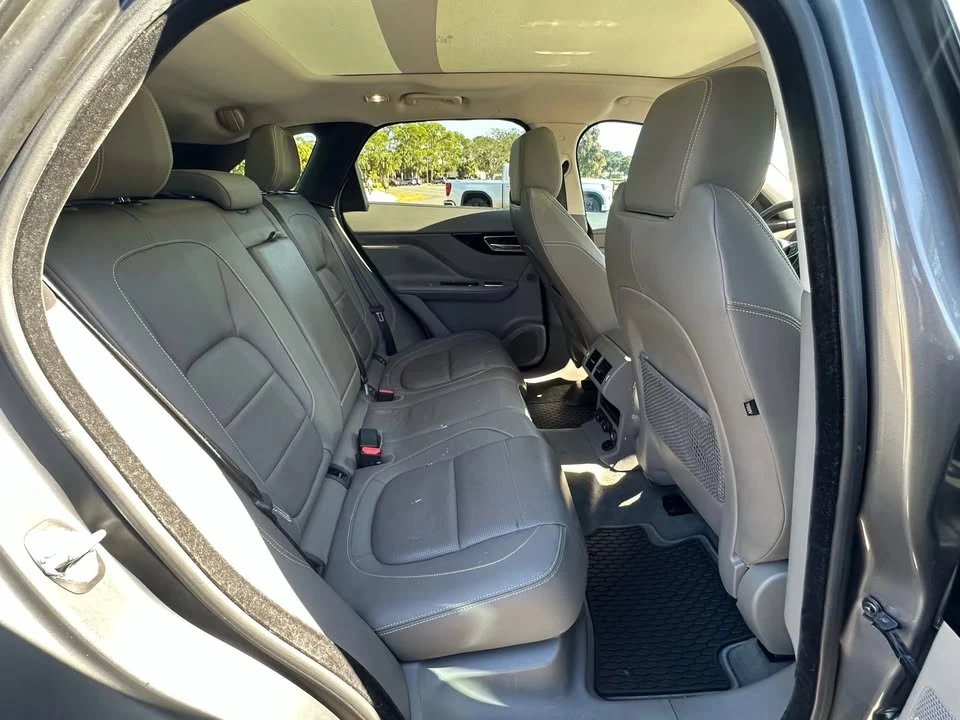 2018 Jaguar F-Pace - Image 13 of 19