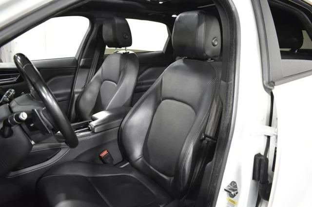 2018 Jaguar F-Pace - Image 11 of 20