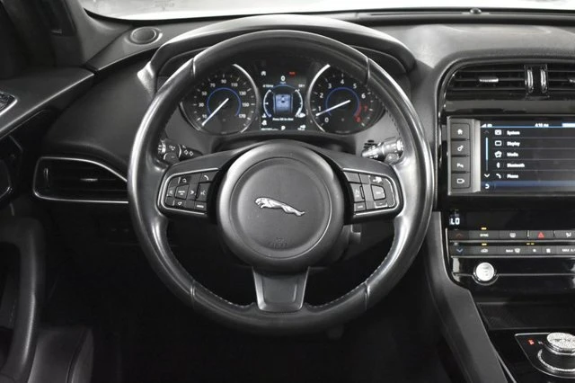 2018 Jaguar F-Pace - Image 13 of 20