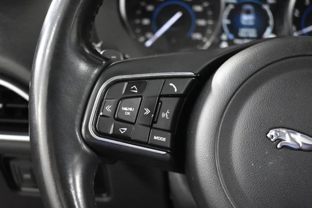2018 Jaguar F-Pace - Image 15 of 20