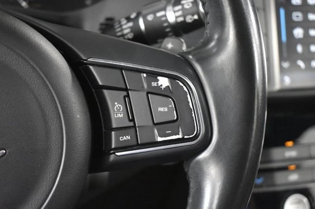 2018 Jaguar F-Pace - Image 16 of 20