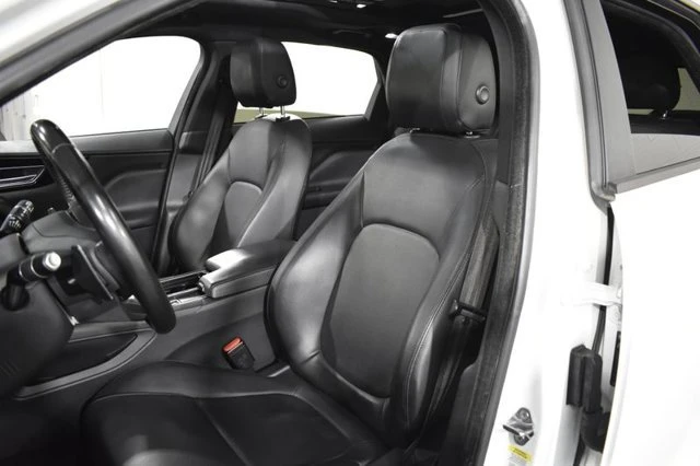 2018 Jaguar F-Pace - Image 11 of 20