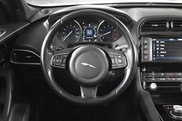2018 Jaguar F-Pace - Image 13 of 20
