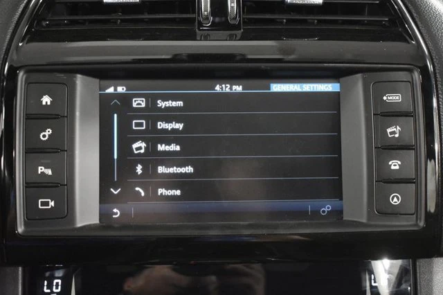 2018 Jaguar F-Pace - Image 19 of 20