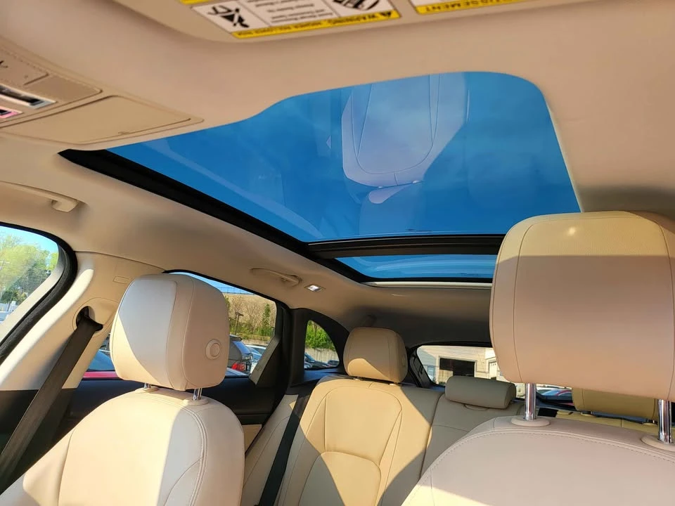 2018 Jaguar F-Pace - Image 7 of 17
