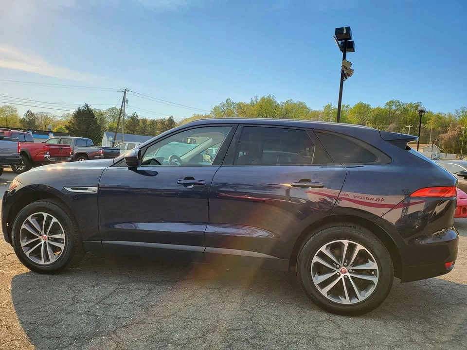2018 Jaguar F-Pace - Image 11 of 17