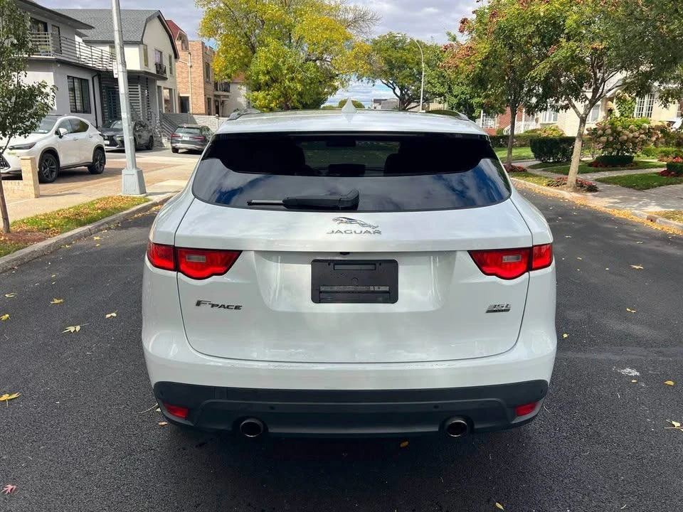 2018 Jaguar F-Pace - Image 7 of 14