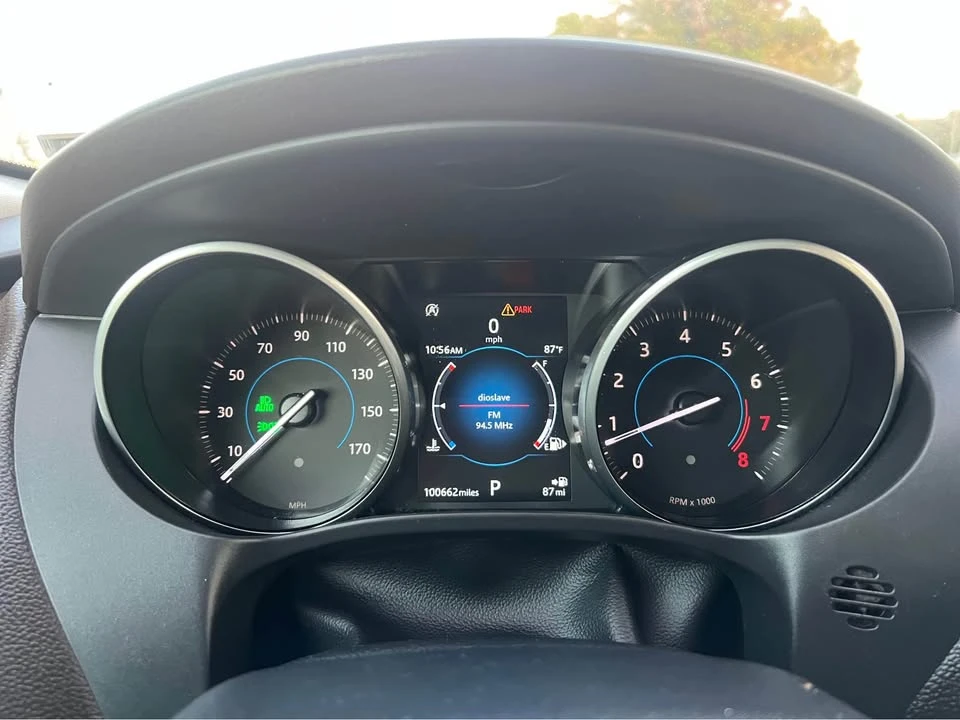 2018 Jaguar F-Pace - Image 11 of 12