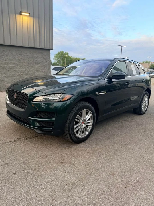2018 Jaguar F-Pace - Image 2 of 12