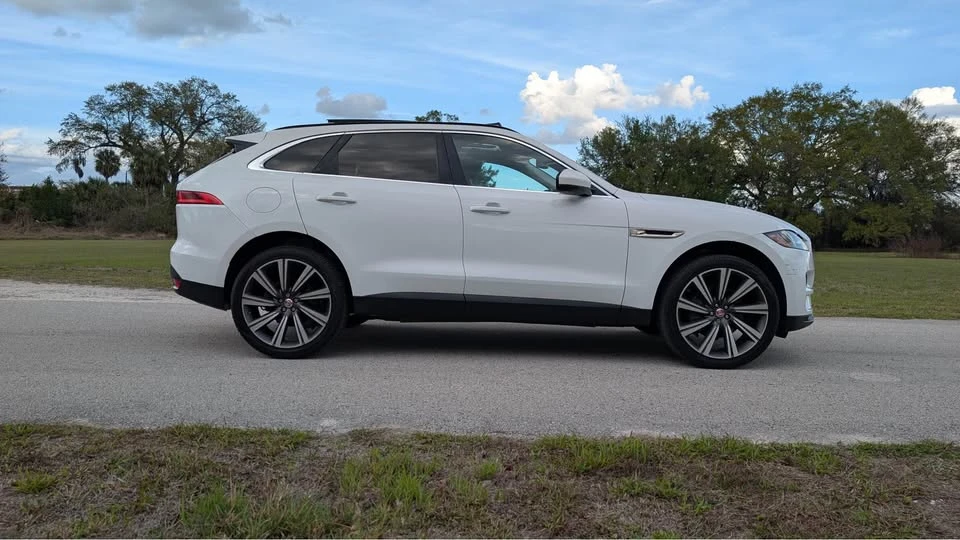 2018 Jaguar F-Pace - Image 6 of 20