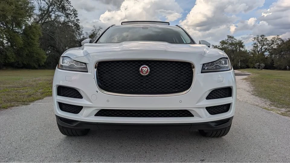 2018 Jaguar F-Pace - Image 9 of 20