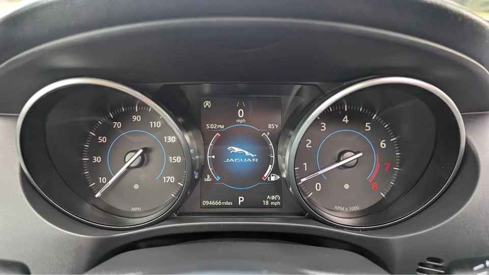 2018 Jaguar F-Pace - Image 19 of 20