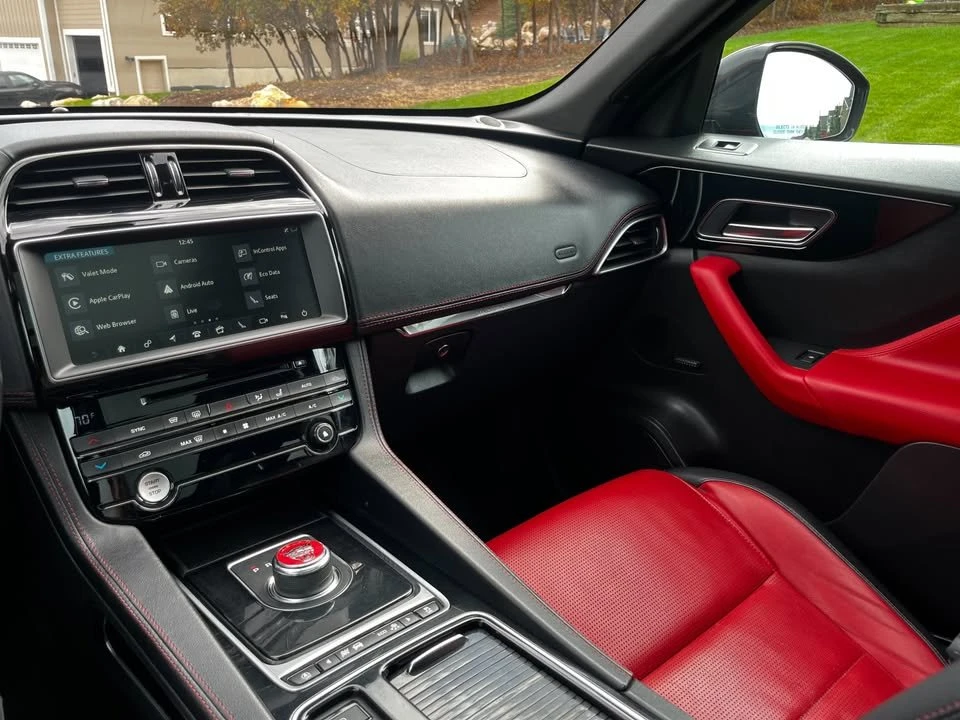 2018 Jaguar F-Pace - Image 19 of 20