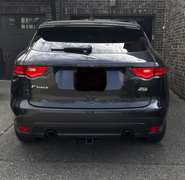 2018 Jaguar F-Pace - Image 3 of 10