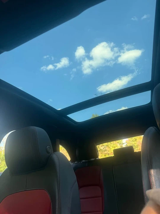 2018 Jaguar F-Pace - Image 11 of 14