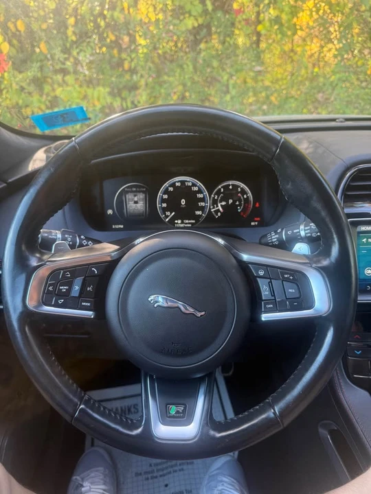 2018 Jaguar F-Pace - Image 12 of 14