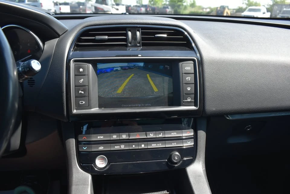 2018 Jaguar F-Pace - Image 17 of 20