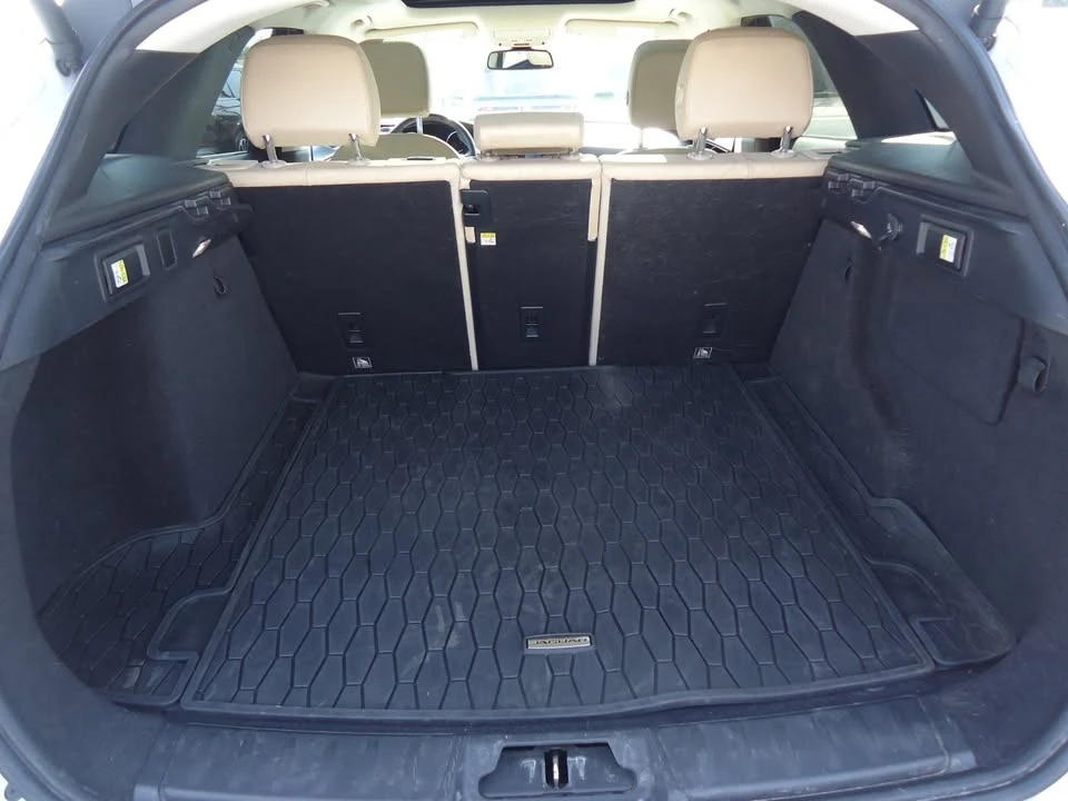 2018 Jaguar F-Pace - Image 2 of 11
