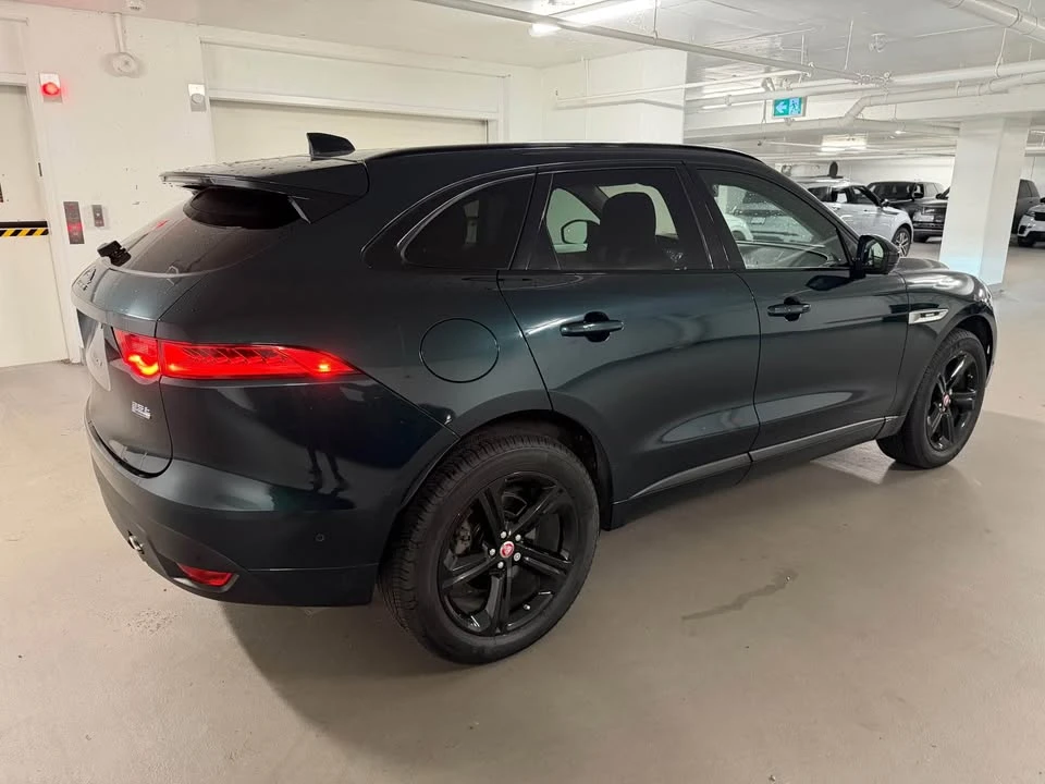 2018 Jaguar F-Pace - Image 12 of 21