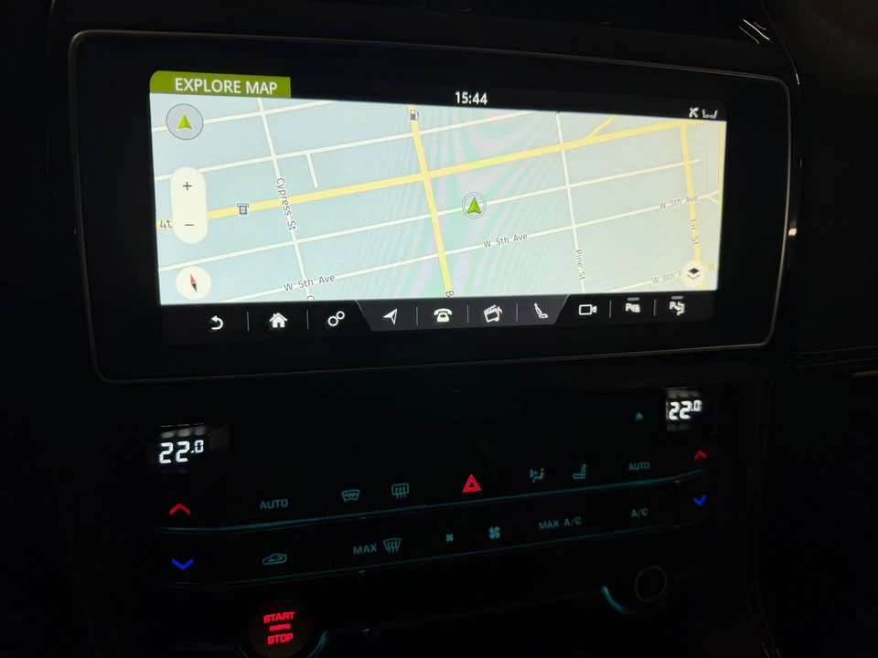 2018 Jaguar F-Pace - Image 19 of 21