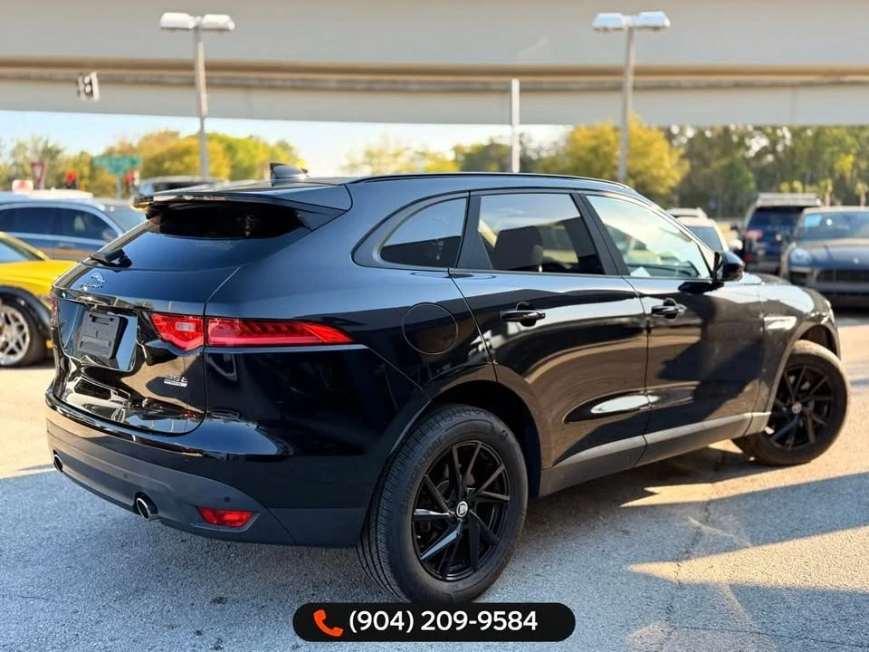 2018 Jaguar F-Pace - Image 9 of 18