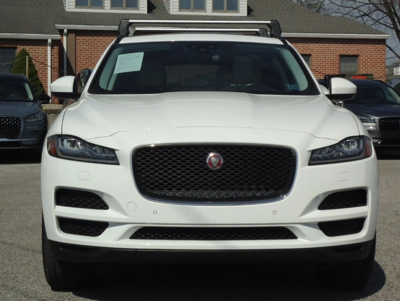 2018 Jaguar F-Pace - Image 5 of 19