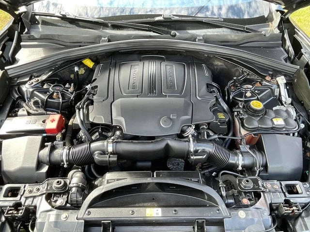 2018 Jaguar F-Pace - Image 17 of 17