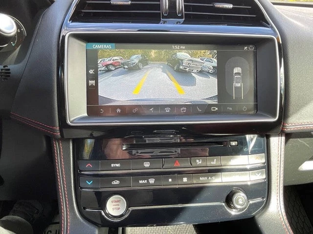 2018 Jaguar F-Pace - Image 12 of 17