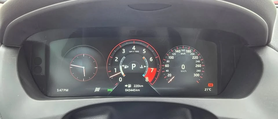 2018 Jaguar F-Pace - Image 15 of 19