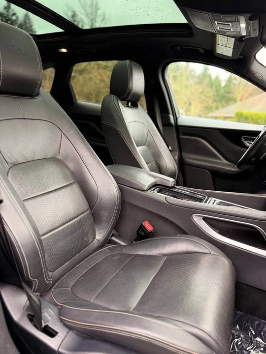 2018 Jaguar F-Pace - Image 9 of 12