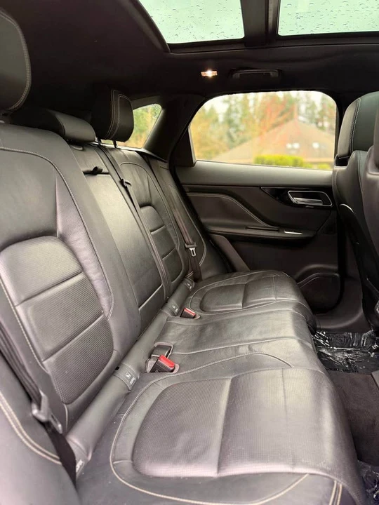 2018 Jaguar F-Pace - Image 10 of 12