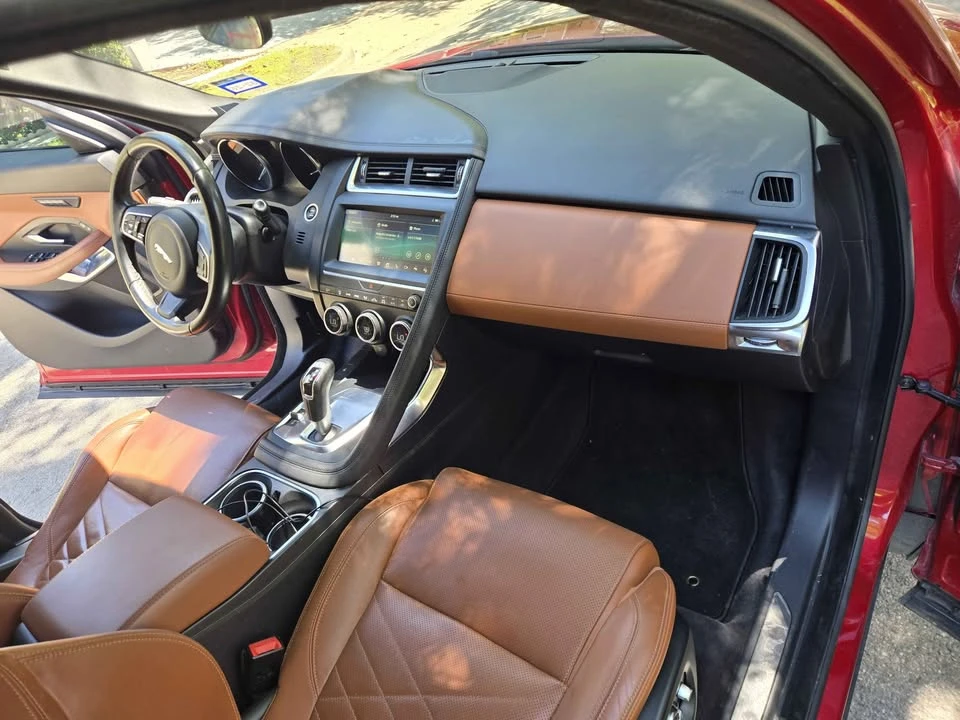 2018 Jaguar F-Pace - Image 12 of 16