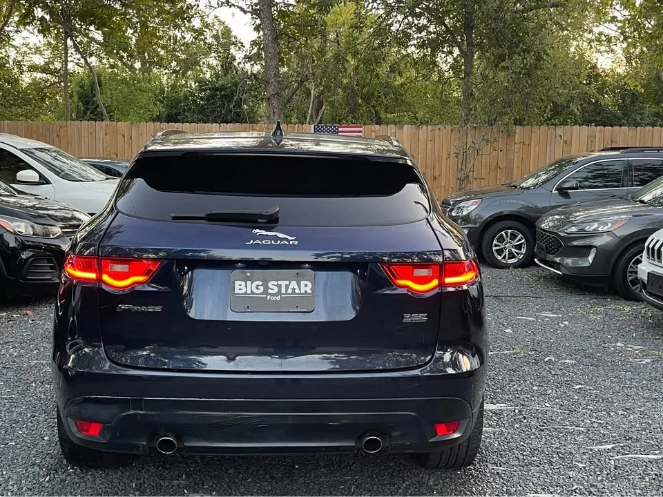 2018 Jaguar F-Pace - Image 2 of 9