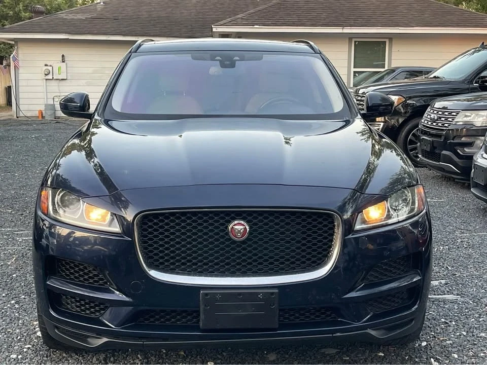 2018 Jaguar F-Pace - Image 5 of 9
