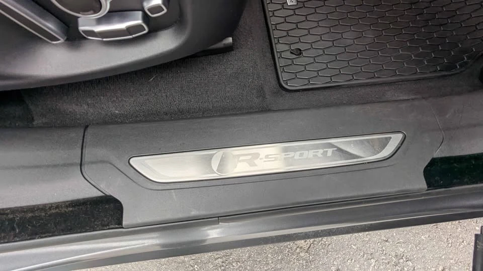 2018 Jaguar F-Pace - Image 19 of 21