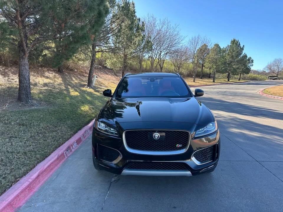 2018 Jaguar F-Pace - Image 2 of 6